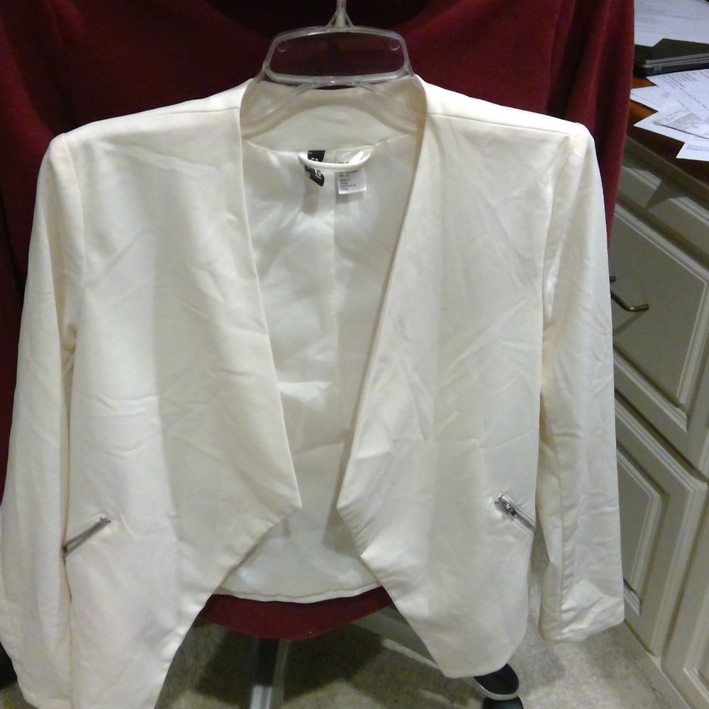 Divided H&M Cream smart/casual jacket size 8